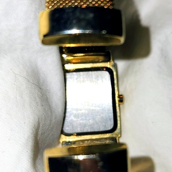⌚️ Cuff Bracelet Watch Quartz Lot of 5 Rhinestones Scroll Oui Bee Gold Costume⌚️ - Picture 11 of 16